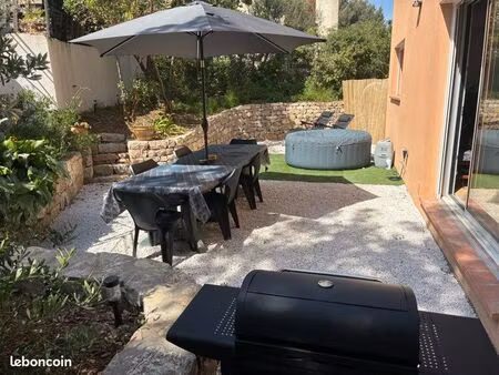 villa avec jaccuzi  jardin  au calme - 5 min plage