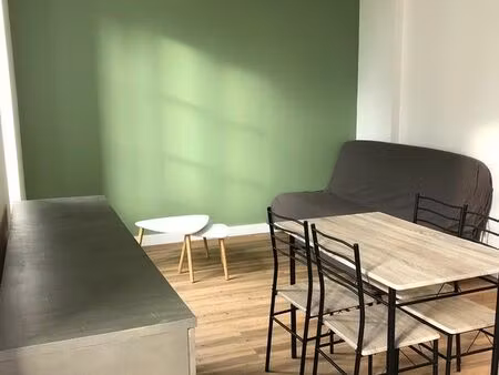 appartement t2 plein centre guignen
