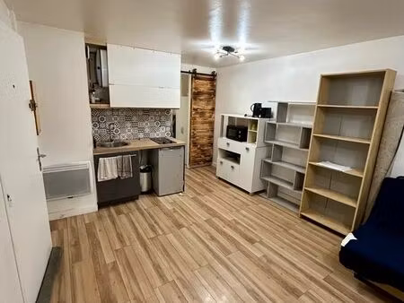 studio meublé 23 m2   lyon 1