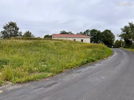 terrain 892 m² aurillac