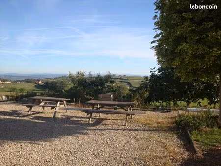 t2 meublé  vue imprenable  proche montceau