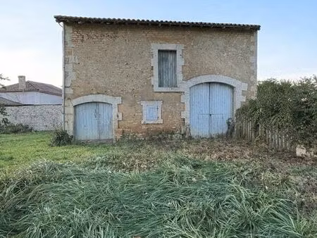 grange 1 pièce 120 m²