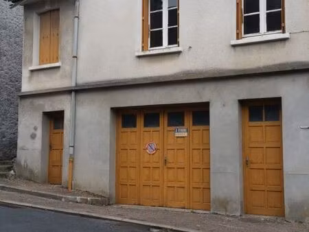 immeuble de rapport constitué de deux appartements et garage avec combles aménageables
