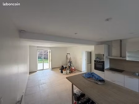 à louer maison de bourg