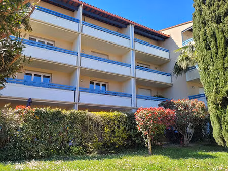 canet spacieux t2 dans immeuble récent