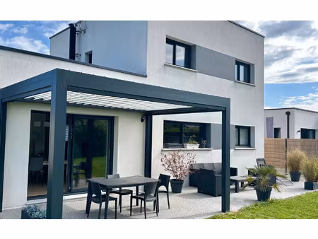 maison isneauville 124.65 m² t-5 à vendre  435 000 €