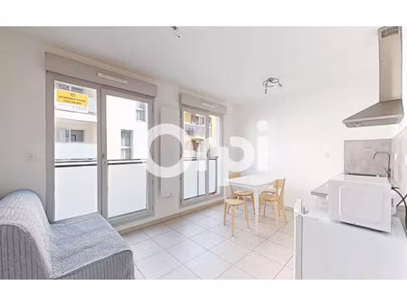 location appartement  25.6 m² t-1 à bron  650 €