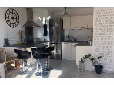location appartement  m² t-2 à cruseilles  895 €