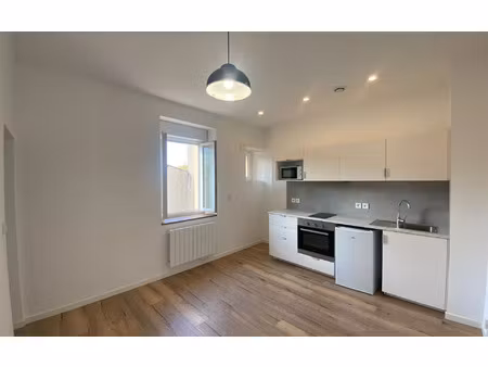 location appartement  m² t-2 à mazamet  430 €