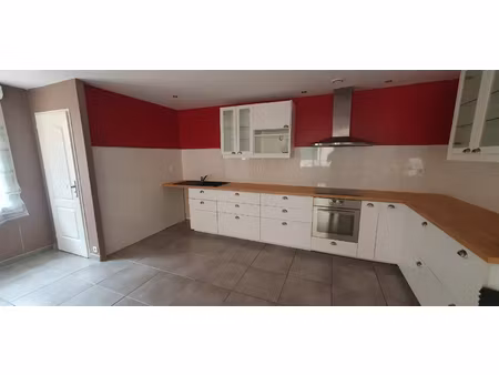 maison de village f3 avec terrasse - non meublée - corneilla la rivière