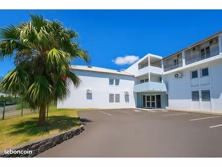 t1 duplex avec balcon + parking – loué – sainte-clotilde
