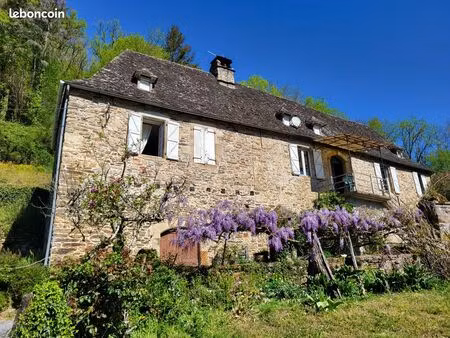 propriété 4 pièces 120 m²