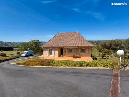 maison 6 pièces 136m2