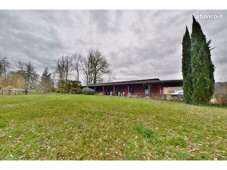 maison 260 m² ussac