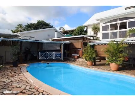 maison 6 pièces 105 m²