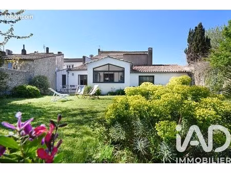maison 7 pièces 141 m²