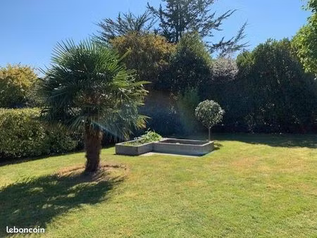 terrain 550 m² lehon