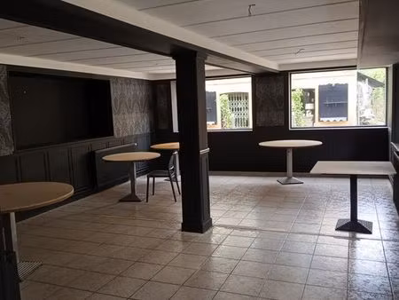 local commercial a louer