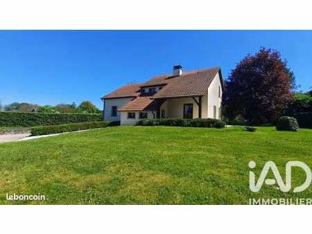 maison 5 pièces 163 m²