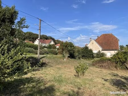 terrain 580 m² audeux