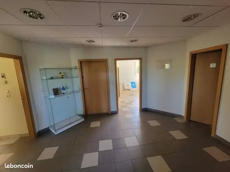 bureaux 118 m² étupes