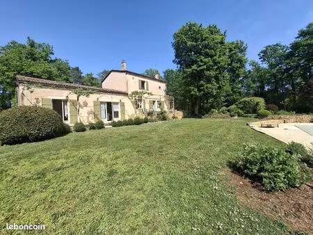 maison 5 pièces 140 m²