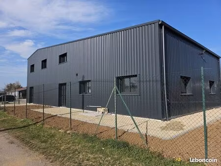 bureaux 23 m² anneyron
