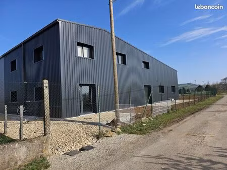 bureaux 32 m² anneyron