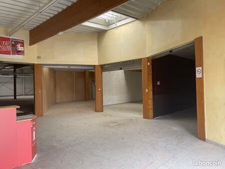 local commercial 70 m² anneyron