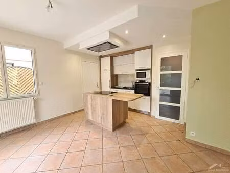 location maison à vitré (35500) : à louer / 66m² vitré