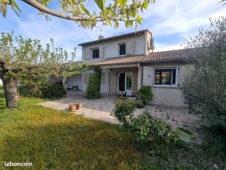 villa 6 pièces 107 m²