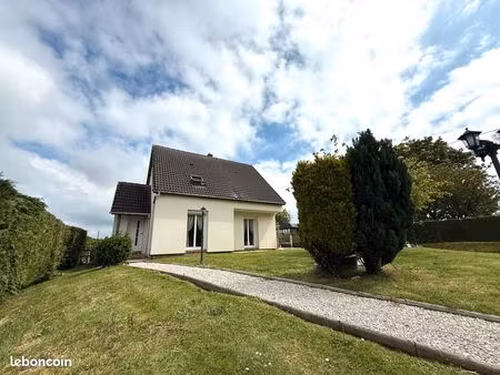 maison à bourg achard