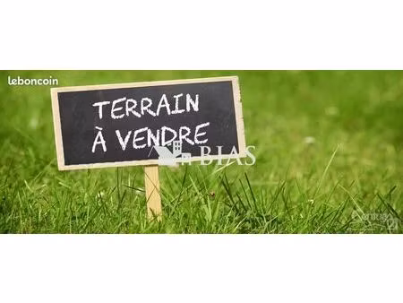 terrain 1240 m² caumont