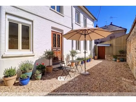 maison de ville 2 pièces 53 m²