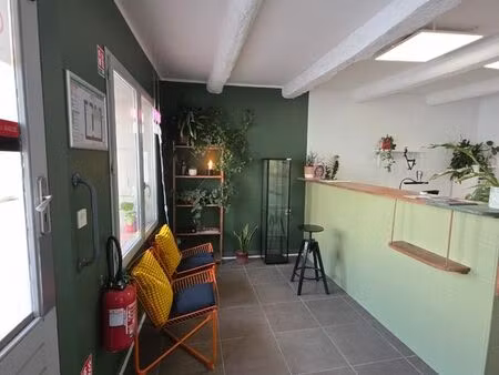 local commercial