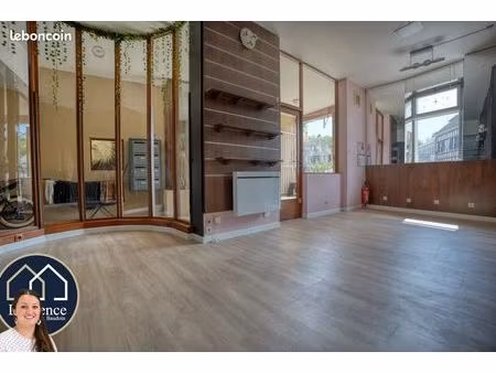 local commercial 56 m² nogent-le-roi