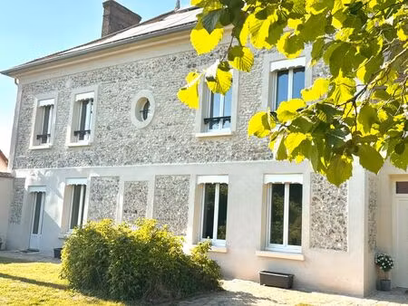 maison en pierres 250 m² 6 chambres proche gare et n12 sans travaux