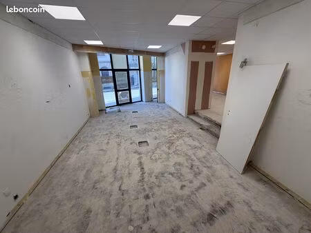local 190 m² morlaix