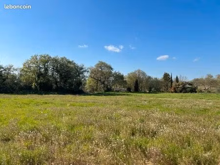 terrain 343 m² blauzac
