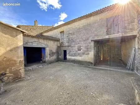 immeuble 190 m² manduel