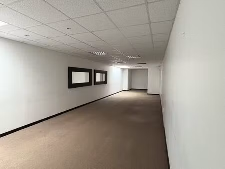bureaux 60 m² saint-alban