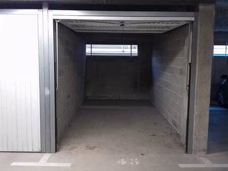 box simples à louer