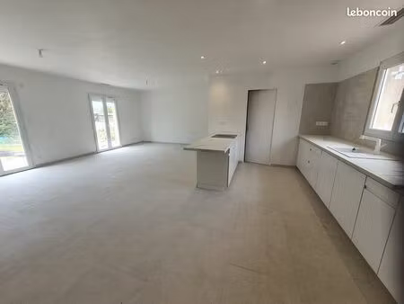 auterive  vend maison