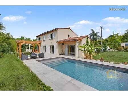 maison 7 pièces 200 m²