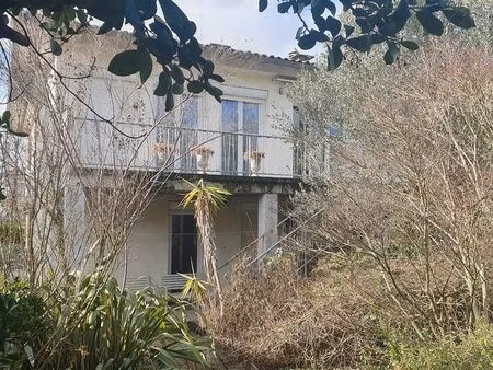 villa t6