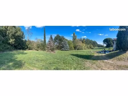 terrain à verfeil