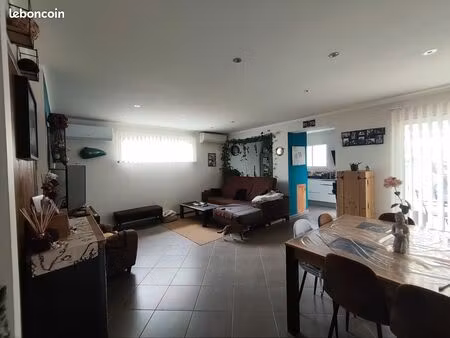 villa avec piscine