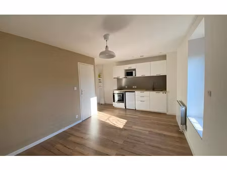 location appartement  m² t-1 à castres  363 €