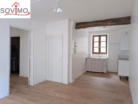 appartement t2 en centre ville  1er étage