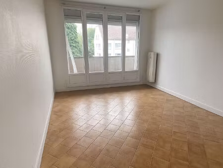appartement crepy en valois 3 pièce(s) 57.19 m2